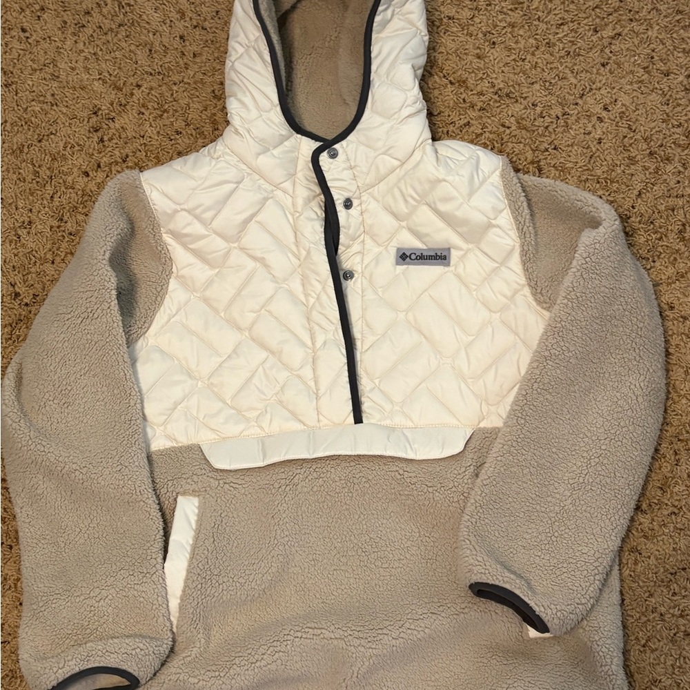 Columbia Quilted Hooded Sherpa Pullover - Cream & Taupe